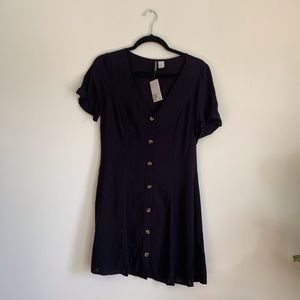 NWT Black H&M Short Sleeved Mini Dress